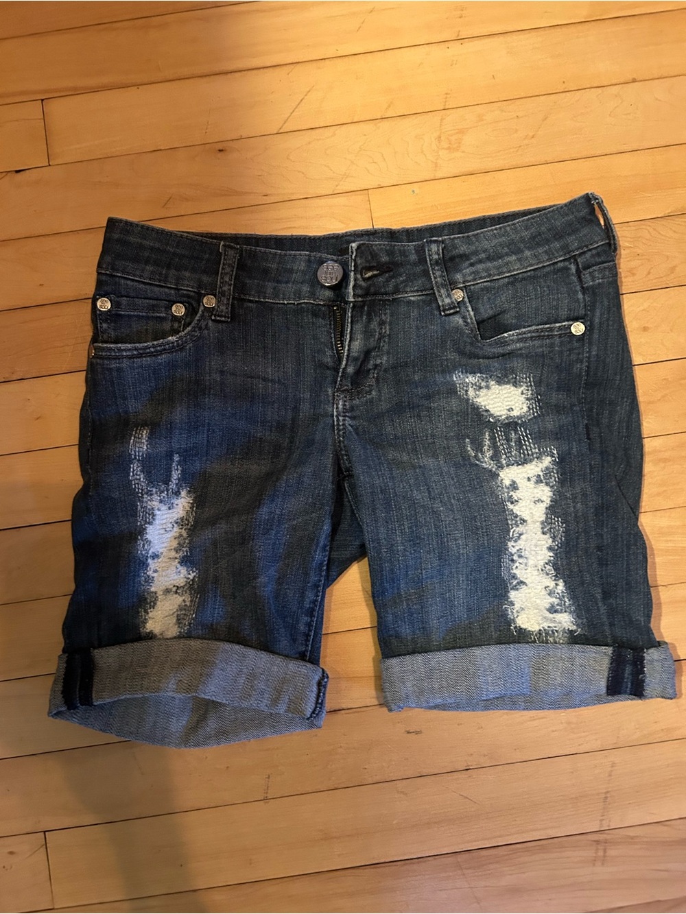 See Thru Soul- A Dark Blue Distressed Denim Shorts - Women. Size 27